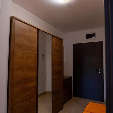 A&T Centralapartment-Freeparking Brasov Exterior photo